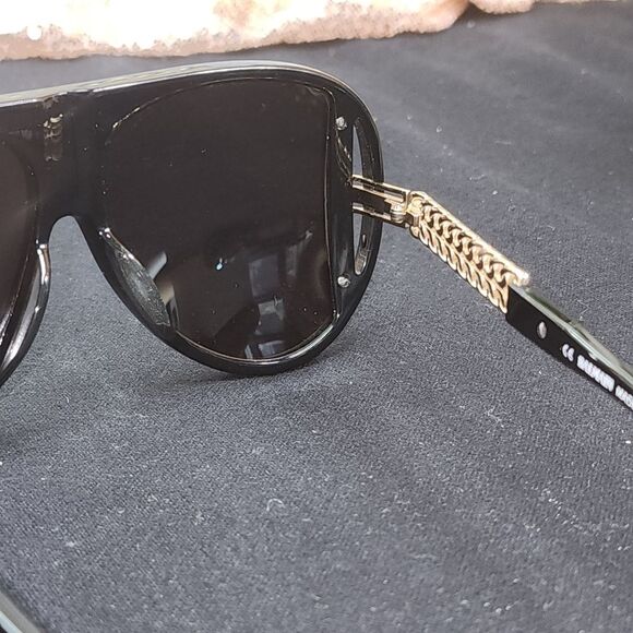 Authentic Balmain BL2061 01 Vintage Sunglasses BLK/GLD main image 11